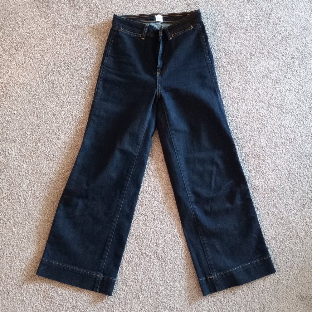 Gap High Rise Dark Wash Wide Leg Crop Jeans Size 0/25